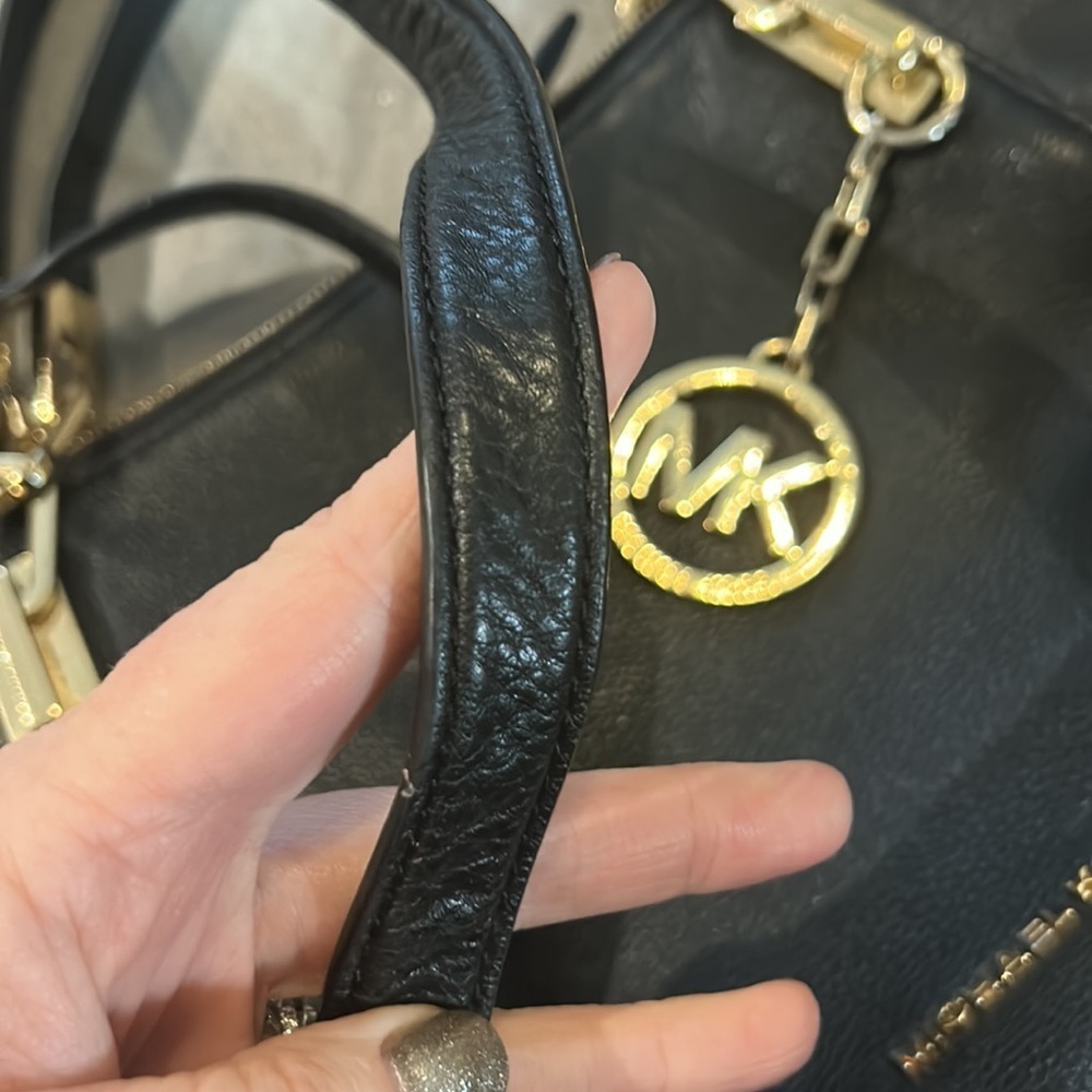 Michael Kors | Brooke Pebbled Blk Leather Satchel - Picture 7 of 10